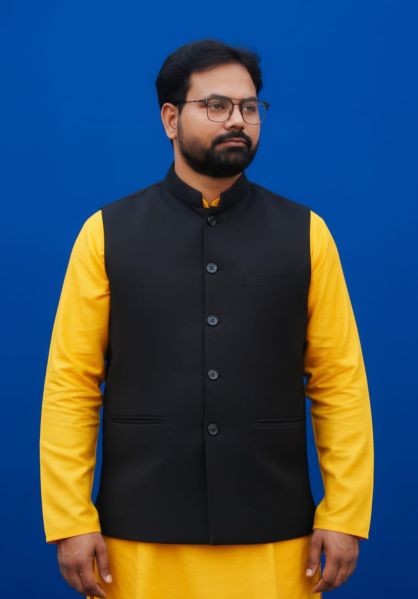 File:Acharya Aniruddh Chaturvedi.jpg